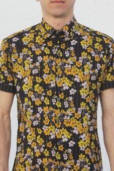 Baïsap - Mens floral shirts short sleeve - Golden Blossom - Black and gold shirt for men, light cotton