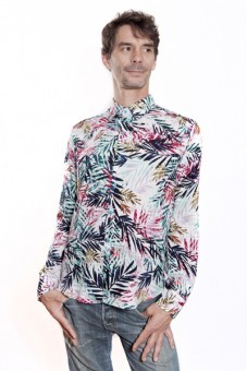 Baïsap - Camisa masculina estampada - Bambú - Camisas blancas estampadas hojas coloradas 