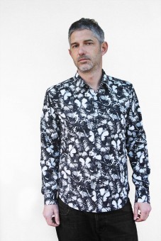 Baïsap -  Camisas Mariposas  - Motivo mariposas blancas y negras 