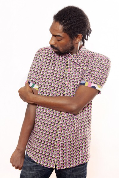Baïsap - Geometric print shirt for men - Mens pink outfits, short sleeve