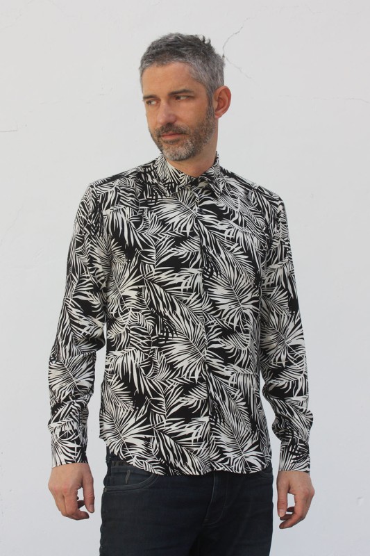 Baïsap - Black and White Palm Tree shirt - Palm leaf shirt for men, viscose made 
